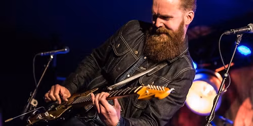 Joakim Tinderholt & His Band + Support: Sabrina Sciacca \/\/ Stopp Pressen Scene