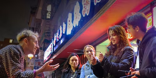 SF Ghost Hunting Tour in Chinatown with a Paranormal Investigator