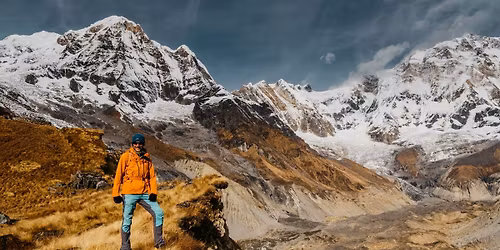 Prelekcja: Apetyt na \u015awiat, Piotr Ka\u017anica. Trekking w Himalajach. 