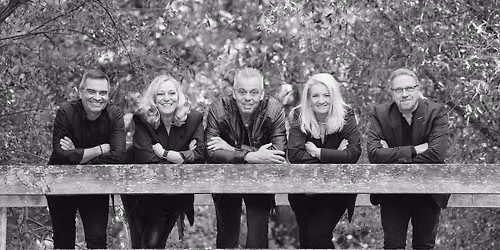 Bud\u2019n\u2019Cellar: Three voices, five friends, a million emotions 