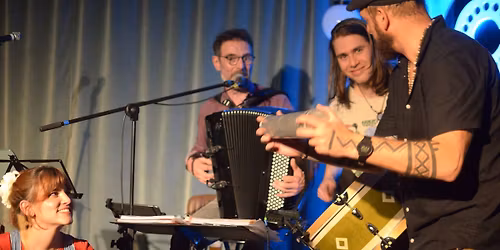 Forr\u00f3 da Garoa : Bal Br\u00e9silien \u00e0 la Chaumi\u00e8re