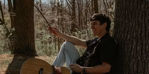 LIVE MUSIC: Carson Hall