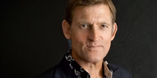 Huub van der Lubbe met het Amsterdam Sinfonietta orkest