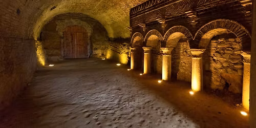 Visita guidata alle Grotte di Santarcangelo di Romagna: un viaggio tra storia, mistero e fascino sot