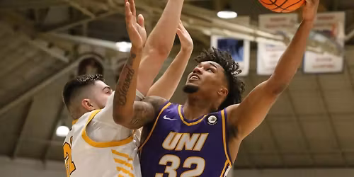 Valparaiso Beacons at Northern Iowa Panthers Mens Basketball