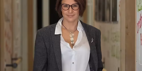 \u041b\u0456\u0442\u0435\u0440\u0430\u0442\u0443\u0440\u043d\u0438\u0439 Stand-up \u0437 \u041a\u0430\u0442\u0435\u0440\u0438\u043d\u043e\u044e \u0427\u0435\u0440\u043d\u0438\u0448