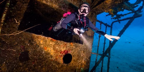 Wreck Diver Course
