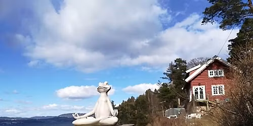 Ukentlig Mindfulness samling\/Weekly Mindfulness session