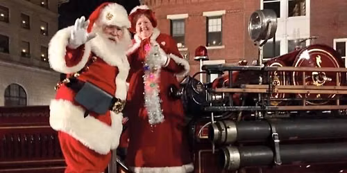 Santa\u2019s Arrival