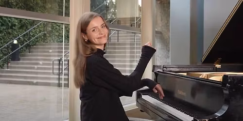 Eyd\u00eds Evensen at Evanston SPACE