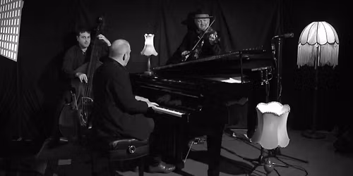 George Washingmachine and the Dudley Trio