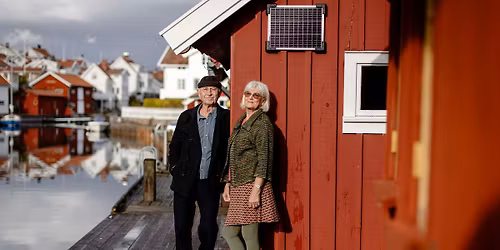 \u00d6barna tillsammans med kompbandet \u00c5ngmaskinen