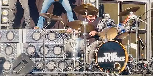 The Inturns at The Grub Pub!