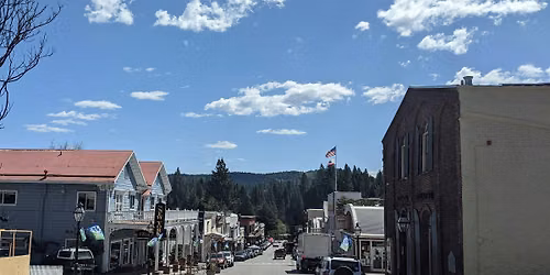 Nevada City Scavenger Hunt Walking Tour & Game