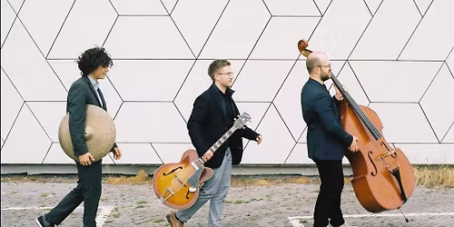 TRIO JOAN FORT ft. TIMOTHY BANCHET