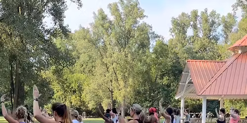 Free Outdoor barre3 Class at Wonch Park