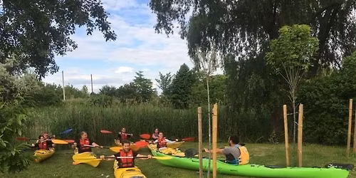 H\u00fasv\u00e9ti kajak izelit\u0151