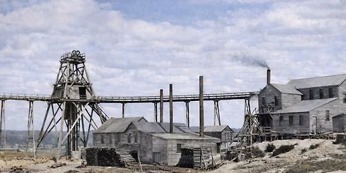 Gold Beneath the Hill: Mining Sovereign Hill 1851-1918