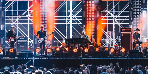 Sztywny Pal Azji, Wanda i Banda, IRA, R\u00f3\u017ce Europy, Ch\u0142opcy z Placu Broni, Big Cyc in Warszawa