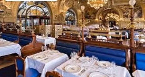 D\u00e9jeuner au Train Bleu, \u00e0 la Belle Epoque