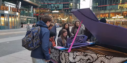 OPEN PIANO in Berlin (Eastgate Einkaufszentrum)
