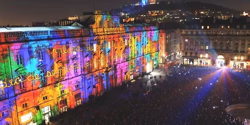 F\u00eate des Lumi\u00e8res & March\u00e9 de No\u00ebl de Lyon - DAY TRIP - 9 d\u00e9cembre