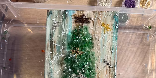 Crushed glass Christmas trees must RSVP by November 1st!