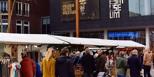 Zeldzaam Mooi Markt Wilhelminaplein in Leeuwarden