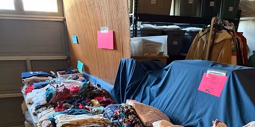 Huge Garage Sale in Visalia