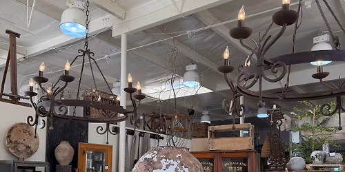 European Frump Presents In Bloom Ventura Vintage Market