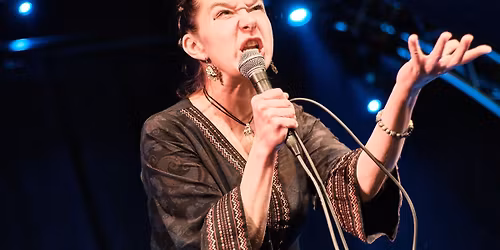 SLAM POETRY V DOCKU | Ostrava | Bradka, Ry\u0161ka, Richard, Holy Viktorie ad.