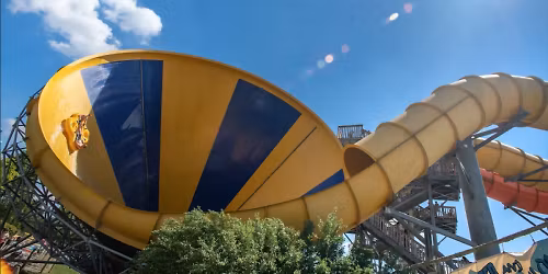 Parking Ride the Cyclone - Aurora