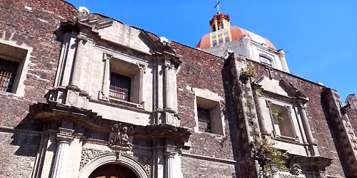 Tour a los conventos femeninos en el Centro Hist\u00f3rico