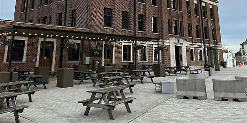 St John's Church to the Tetley - a pub and history walk of Briggate