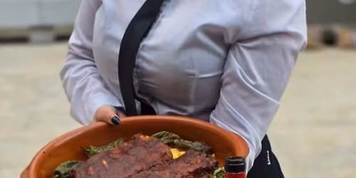 Men\u00fa de costillas BBQ para 2 con las mejores vistas a La Catedral de La Almudena