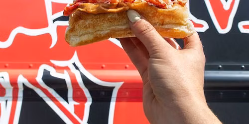 \ud83e\udd9e Cousins Maine Lobster Food Truck at Academy Sports \u2013 Greenville