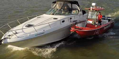 Towboat u.s. FtLoudon Christmas boat parade.
