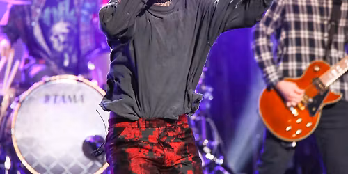 Bring Me The Horizon with Motionless In White, The Plot In You and Amira Elfeky