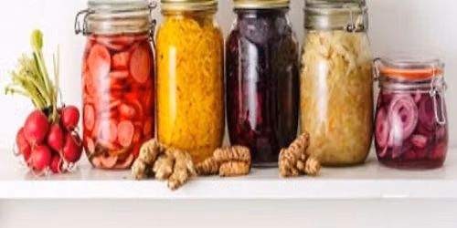 Fermentering av frukt og gr\u00f8nt, samt \u00f8lsmaking p\u00e5 Skudeneset Gaard