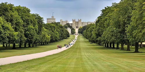 Hiking to Windsor Castle, the Thames path and Magna Carta Monument