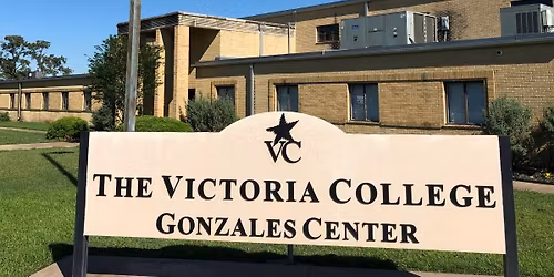 \ud83c\udf93 Senior Application & FAFSA Night at VC\u2019s Gonzales Center