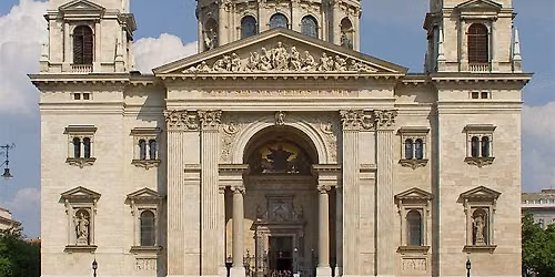 Budapest: Visit the St. Stephen's Basilica with optional Terrace entry