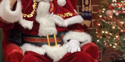 Santa At The Red Barn Flea Market