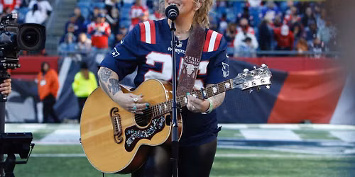 April Cushman @ Hampton Beach Seashell Stage