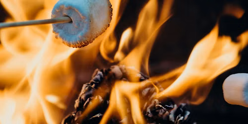 Kelowna Artisan Farm: Smokies & Fire-Roasted S'mores