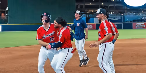 Parking Noises Off - Memphis