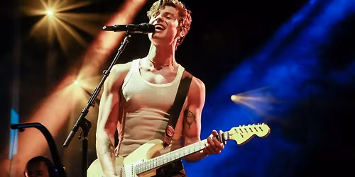 Parking Chet Faker (19+)