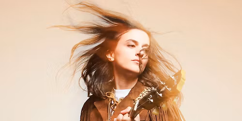 Laura Cox live at The Bodega