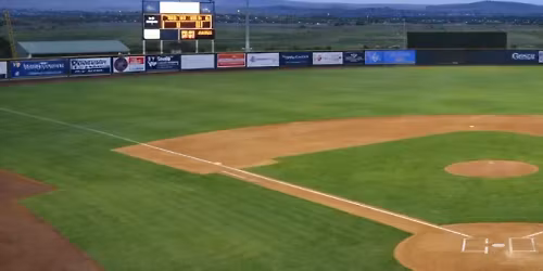 Tri-City Dust Devils vs. Vancouver Canadians