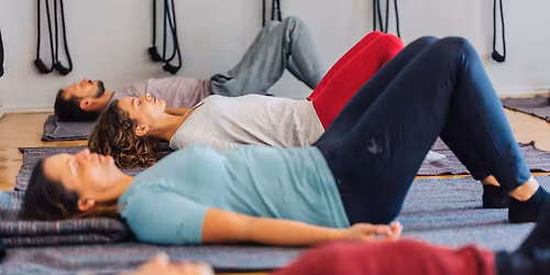 "Rozlu\u017aniamy plecy" - warsztaty somatyki z Paw\u0142em W\u00f3jtowiczem dla sprawno\u015bci i zdrowia